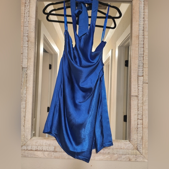 Selfie Leslie Sonoma Halterneck Faux Wrap Twist Back Mini Dress Navy - Picture 6 of 9